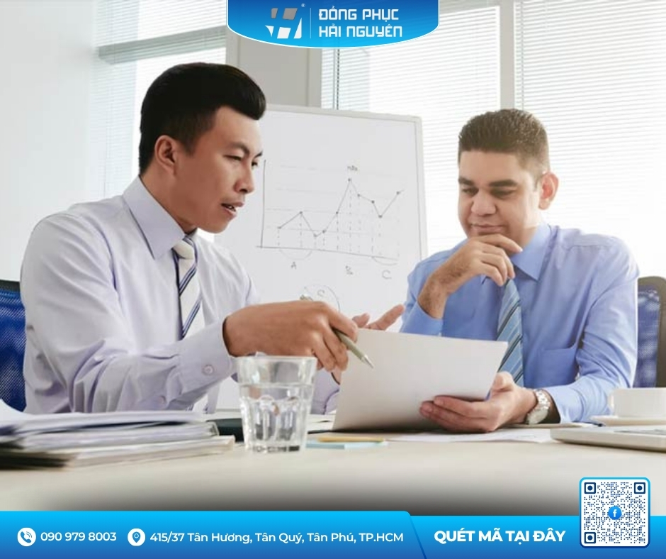 Áo sơ mi đồng phục cho nhân viên